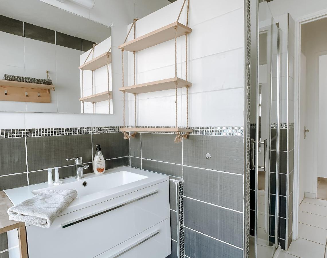 Appartement T3 Tout Confort A 500M De La Mer Saint-Cyr-sur-Mer Exterior photo